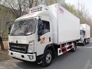 Refrigerated Truck SINOTRUK HOWO For Frozen Food / Medicine Transport