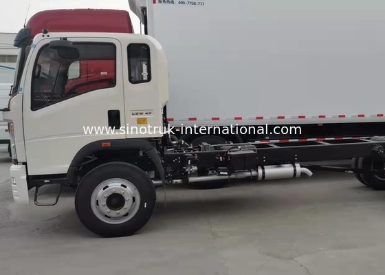 RHD SINOTRUK HOWO 10 Ton Refrigerated Truck 140HP