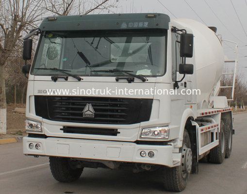 SINOTRUK HOWO Concrete Mixer Truck 12CBM 371HP 6X4 RHD ZZ5257GJBN4048W