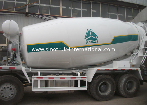 SINOTRUK HOWO Concrete Mixer Truck 14CBM 371HP 8X4 LHD ZZ5317GJBN3261W