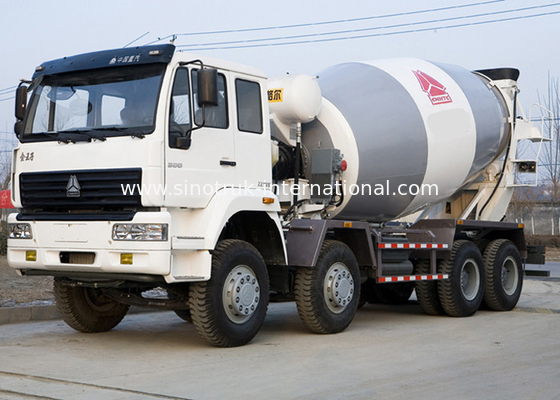 Durable Industrial Concrete Mixer Vehicle 8×4 High Running Efficiency