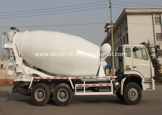 High Efficiency Hydraulic Pump Cement Mixer Truck For Construction Site