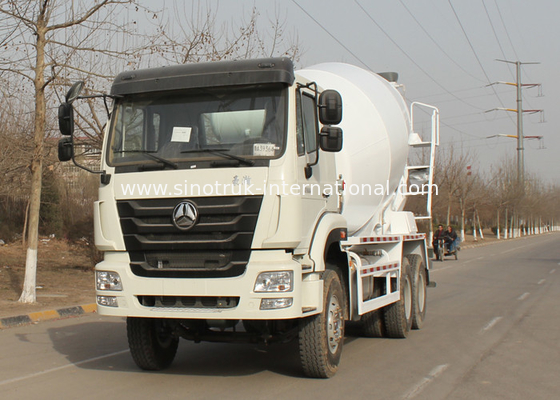 High Efficiency Hydraulic Pump Cement Mixer Truck For Construction Site