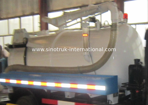 SINOTRUK HOWO Sewage Suction Truck for Sanitation Enterprise 5-6CBM LHD 4X2 Euro2