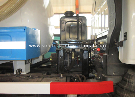 Hydraulic LHD 4X2 Euro 2 Sewage Suction Truck
