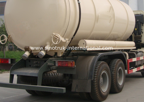 Vacuum Suction Vehicle 15-18CBM RHD Vacuum Tank Truck With Pipe System