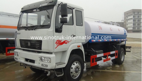 ZZ3161M4311 Water Tank Truck , Euro 2 Emission Standard 5000 Gallon Water Truck