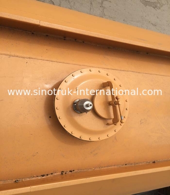 HOWO Tanker Loading Oil Fuel Delivery Truck