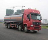 Professional Coal Tar Oil Tank Truck , Transport Water Tanker Truck 28CBM