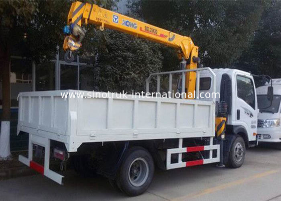 High Efficiency 3.2 T Hydraulic Truck Mounted Cranes With 2080 Lengthened Cab