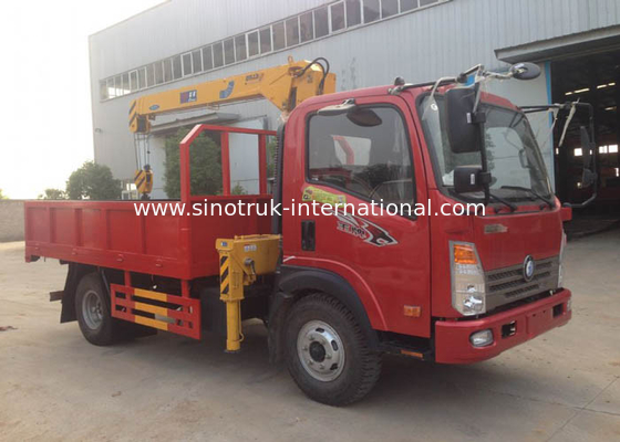 4X2 Euro2 Truck Mounted Hydraulic Crane 3.2 Tons XCMG For Municipal Constructional Engineering