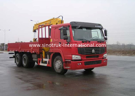 SINOTRUK Truck Mounted Cranes Equipment 12 Tons XCMG for Lifting 6X4 290HP