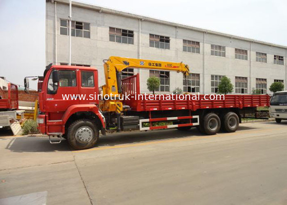 SINOTRUK Truck Mounted Cranes Equipment 12 Tons XCMG for Lifting 6X4 290HP