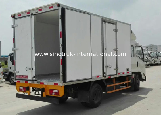 vegetables Transporting 5 Ton Refrigerated Truck With Closed Van 4×2