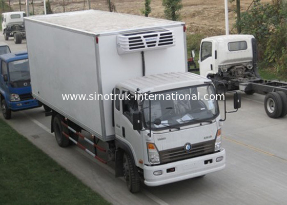 vegetables Transporting 5 Ton Refrigerated Truck With Closed Van 4×2