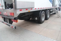30 Ton Freezer Box Refrigerated Delivery Truck For Transporting Vegetables / Fruits