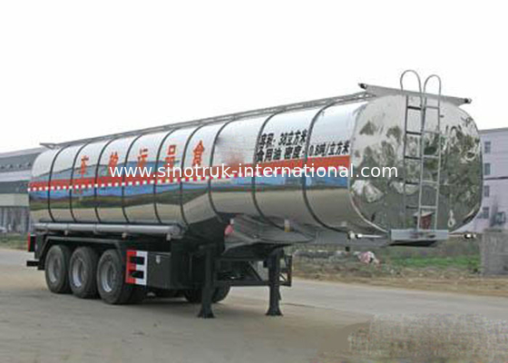 Large Capacity Tri - Axle Diesel Tankers Semi Trailer Truck 50 - 80Tons