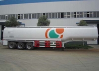 Oil Carrying Semi Trailer Truck , 55 Tons 60cbm Mn Steel Oil Tanker Truck