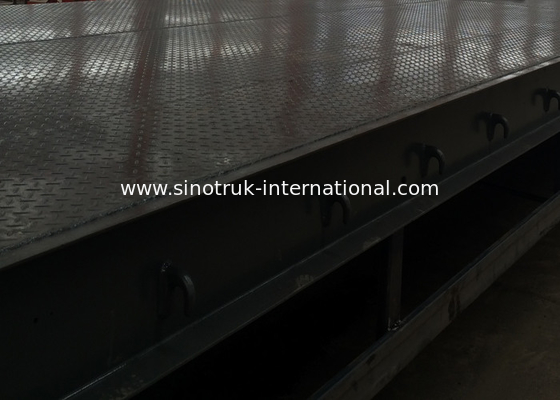 Low-bed Semi Trailer Truck 3 Axles 70Tons 15m for Loading construction machine