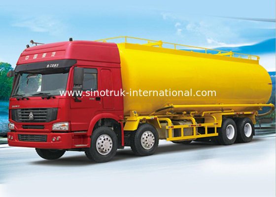 Powder Material Bulk Tank Truck SINOTRUK HOWO 371HP 8X4 RHD 36-45CBM  ZZ1317N4667W