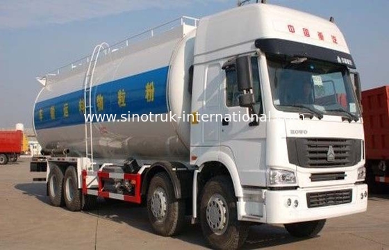 SINOTRUK HOWO Bulk Cement Truck 371HP 8X4 RHD 36-45CBM  ZZ1317N4667W