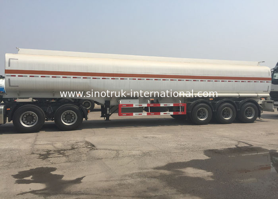 50 - 80 Tons 60cbm Oil Tank Truck For Oil Fuel Transport Polyurethane Painting