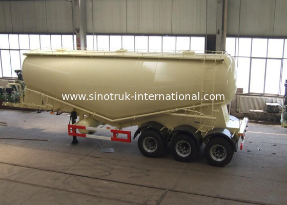 SINOTRUK 3 Axle 48500 Liters Bulk Cement Tank Semi Trailer Truck 50 - 80 ton Loading capacity