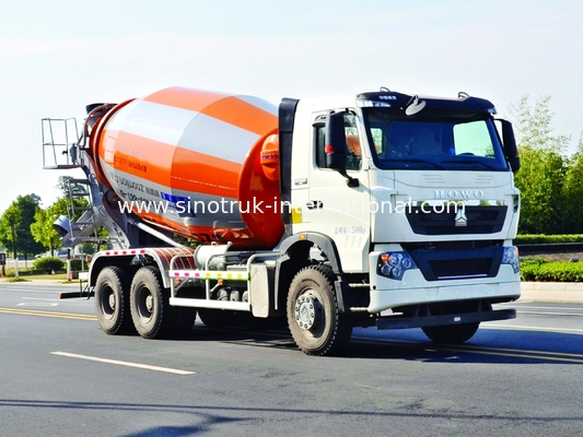 ISO Concrete Mixer Truck With Pump , Mobile Industrial Concrete Mixing Equipment