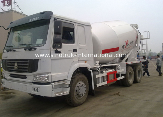 10CBM Trailer Mounted Concrete Mixer , RHD 10 Wheels Concrete Mixer Pump Truck