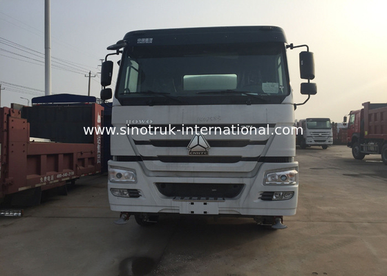 SINOTRUK  HOWO Potable Water Tanker Trucks LHD 6X4 18CBM For Pesticide Spraying