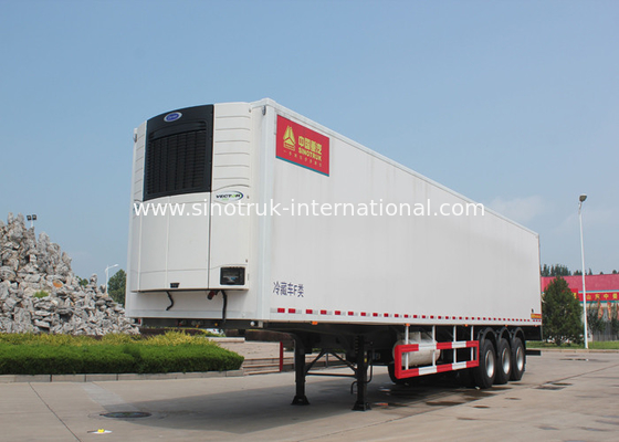 SINOTRUK Refrigerated Semi Trailer Truck 20 / 40 Feet Container 30 - 60 Tons