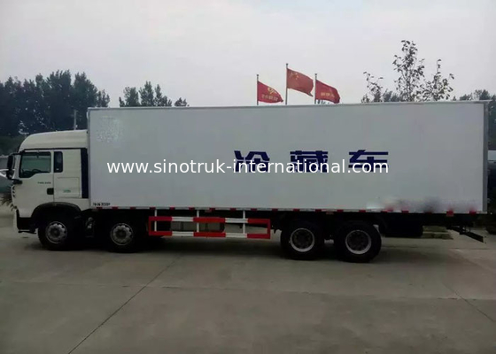 Low Noise Refrigerated Truck SINOTRUK Vegetables Transportation Refrigerated Box Truck