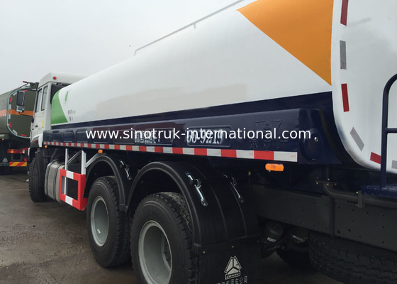 SINOTRUK 20CBM Water Sprinkler Truck With Internal Anti - Corrosion Treatment