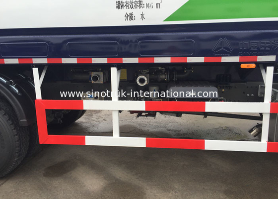 SINOTRUK 20CBM Water Sprinkler Truck With Internal Anti - Corrosion Treatment