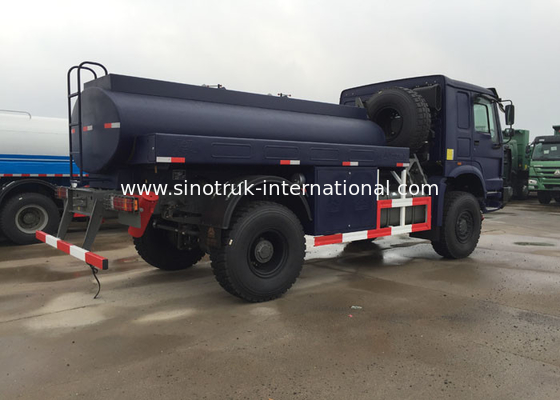 HOWO 4X4 LHD Gasoline Transporting Oil Tank Truck / Petroleum Tanker Trucks