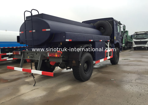 4X4 Off Road Oil Tank Trucks / Edible Oil Transport Truck Hydraulically Clutch