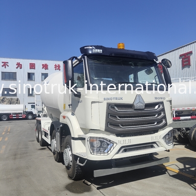 HOWO SINOTRUK Concrete Mixer Truck White 10CBM 380HP 8X4 RHD