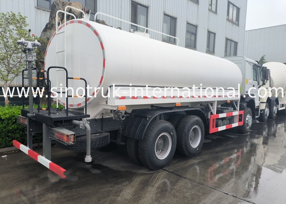 Sinotruk Howo Sprinkler Water Tank Truck 10-25CBM 6 X 4 Euro 2