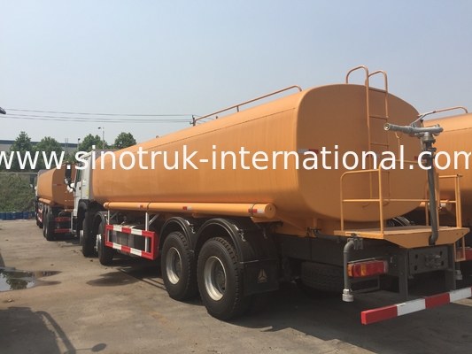 Sinotruk Howo Sprinkler Water Tank Truck 30CBM 8 X 4 Euro 2