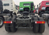 Capacity 25 - 40 Tons Cargo Truck Chassis SINOTRUK HOWO ZZ1257N4641W TR691 Tyre