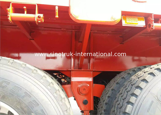 Low Bed Semi Truck Trailer 3 Axles 80T Loading Construction Machine / Heavy Equipment