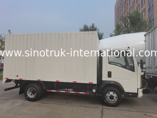 SINOTRUK HOWO Professional Light Duty Trucks Low Noise For Construction Business RHD