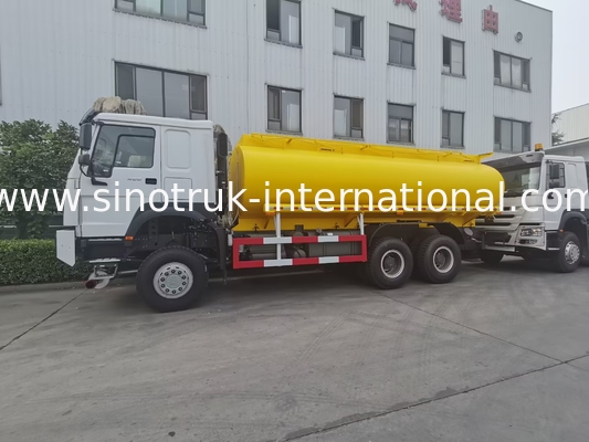 SINOTRUK HOWO 25CBM Oil Tank Truck 10 Wheels 400Hp 6 × 6 Multiple Compartments