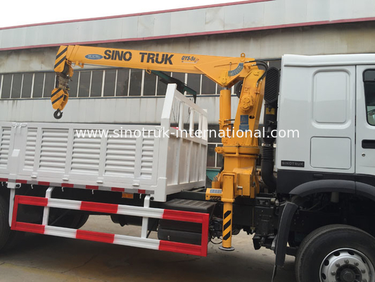 Small Truck Mounted Cranes 5-10 Tons HIAB , Knuckle Boom Crane Truck