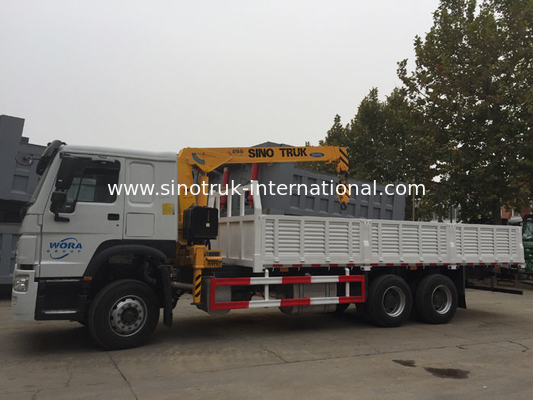 HOWO Truck Mounted Mobile Crane 5 Tons 4X2 LHD ZZ1127G4215C1