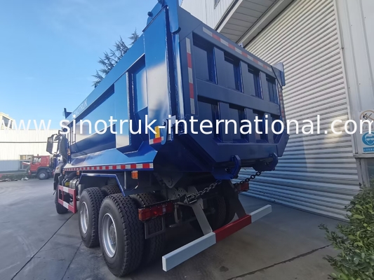 SINOTRUK HOWO Tipper Dump Truck 6 × 4 10 Wheels RHD 380Hp U Type One  Warning Light