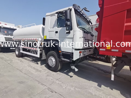 HOWO SINOTRUK Water Tank Truck 300HP With High Pressure Flush Function