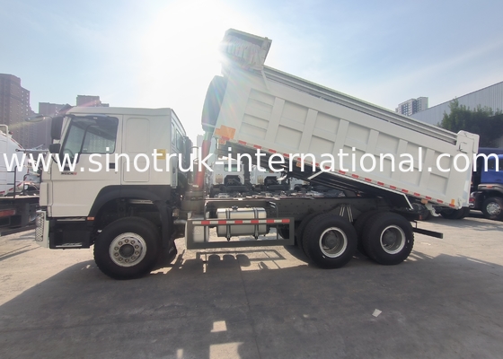 Sinotruk Howo Tipper Dump Truck 380Hp 6 × 4  20CBM White With Automatic Tarpaulin