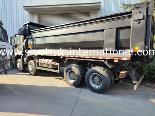 RHD 8×4 12 Wheels HOWO Tipper Truck 380HP