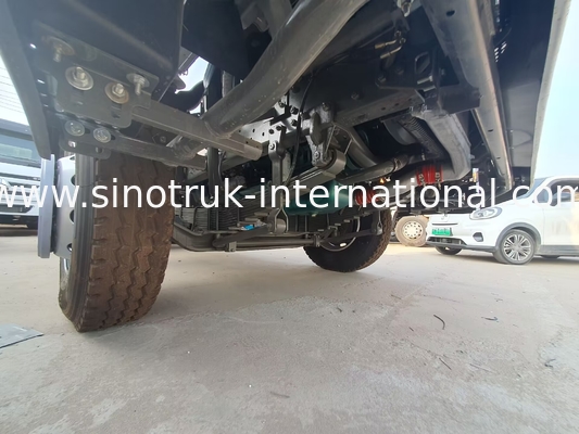 HOWO A7 Used Tractor Truck LHD 6X4 Euro 2 371 HP With Power Assisted Hydraulic Steering White